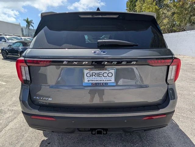 New 2026 Carbonized Gray Metallic Ford Active image 7