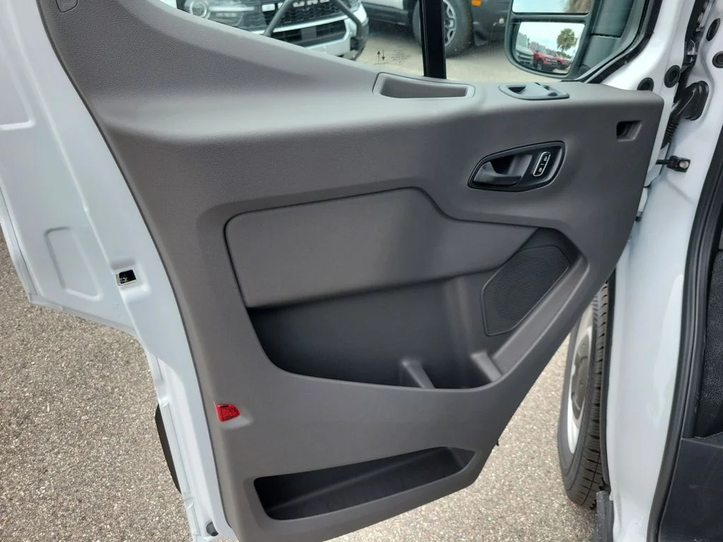 New 2026 Oxford White Ford Cargo Van image 15