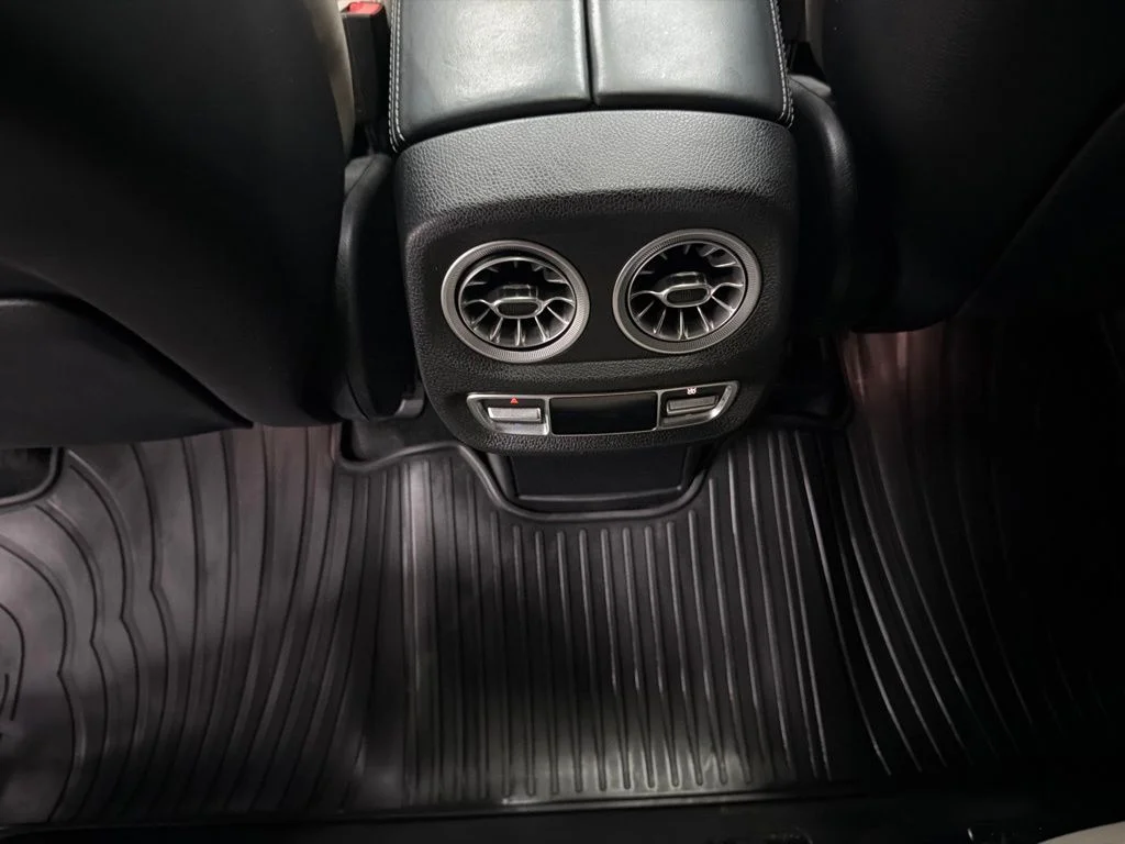 Used 2020 Black Mercedes-Benz G 550 image 27