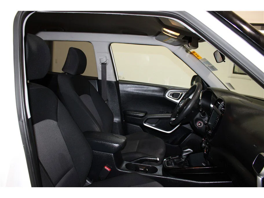 Used 2020 Snow White Pearl Kia LX image 23