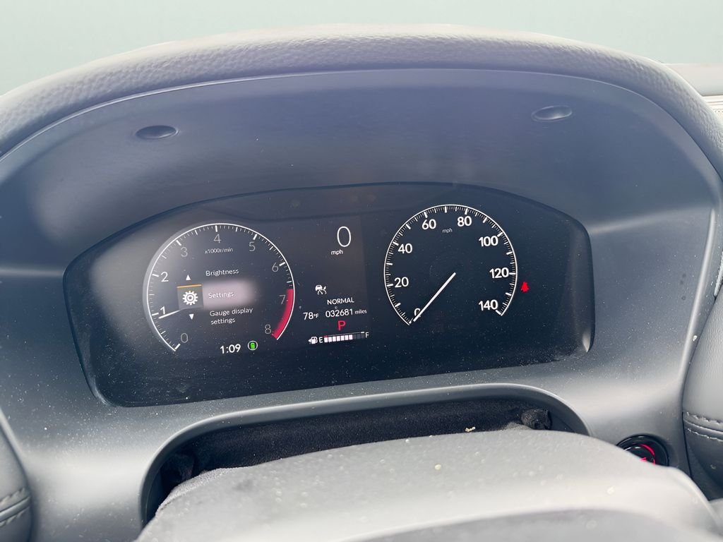 Used 2025 Black Honda LX image 16