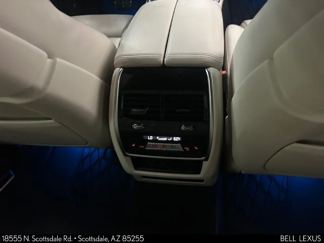 Used 2022 Green BMW xDrive45e image 16