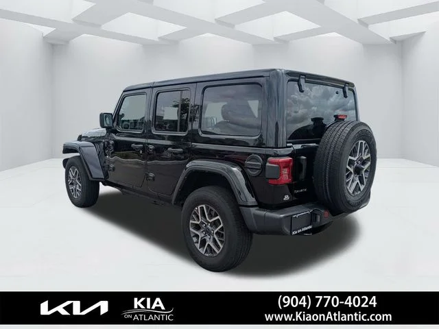 2025 Jeep Wrangler 4-Door Sahara - Photo 5