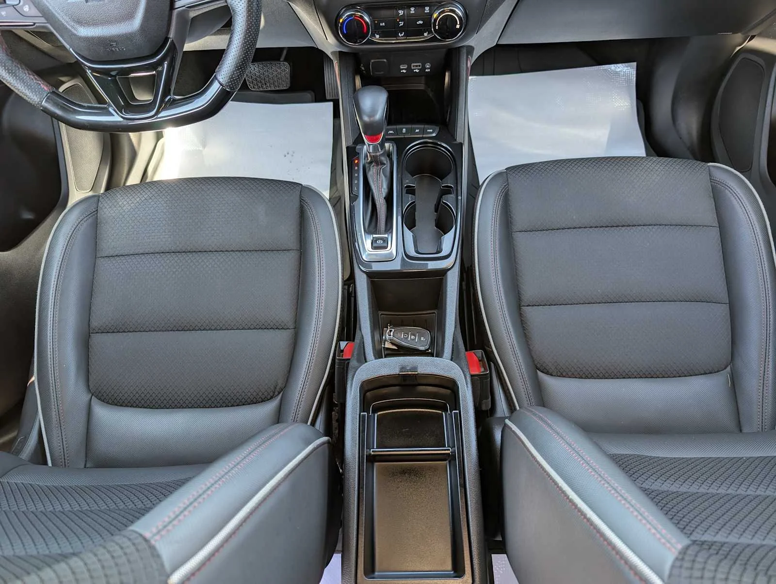 Used 2022 SUMMIT WHITE Chevrolet RS image 22