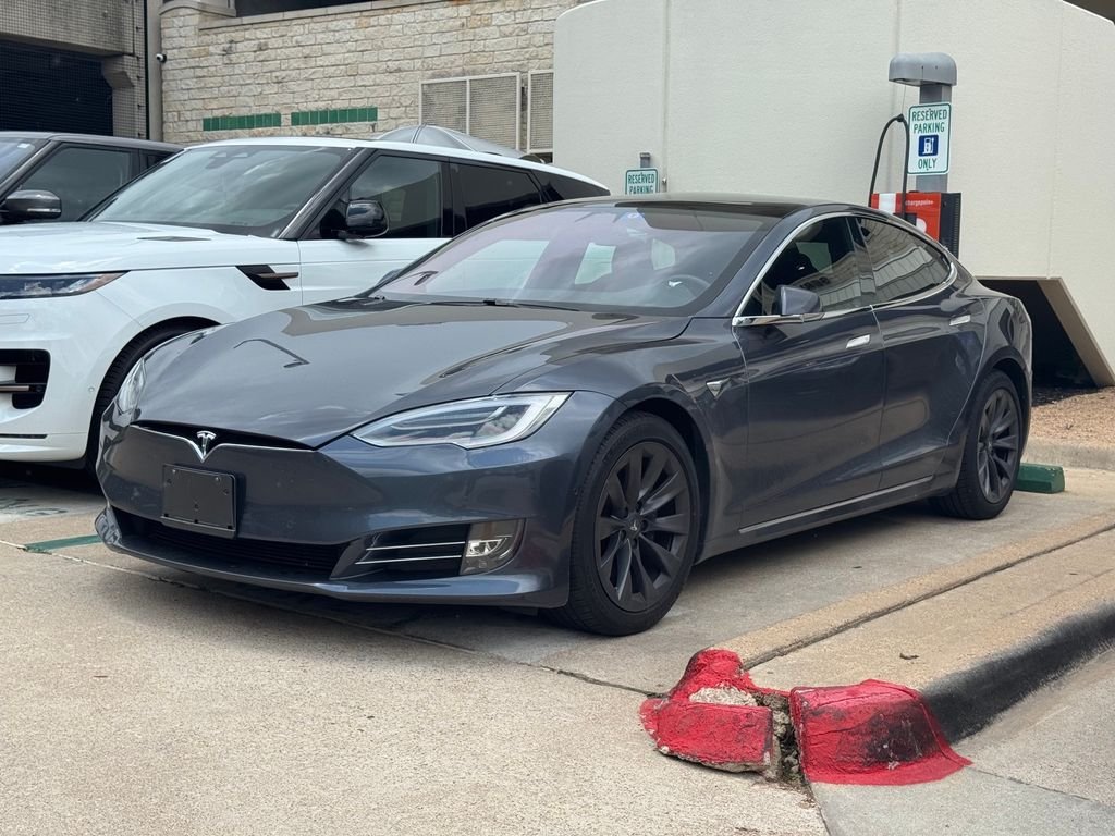 2020 Tesla Model S Long Range Plus's photo