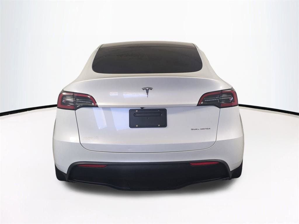 2023 Tesla Model Y Long Range - Photo 6
