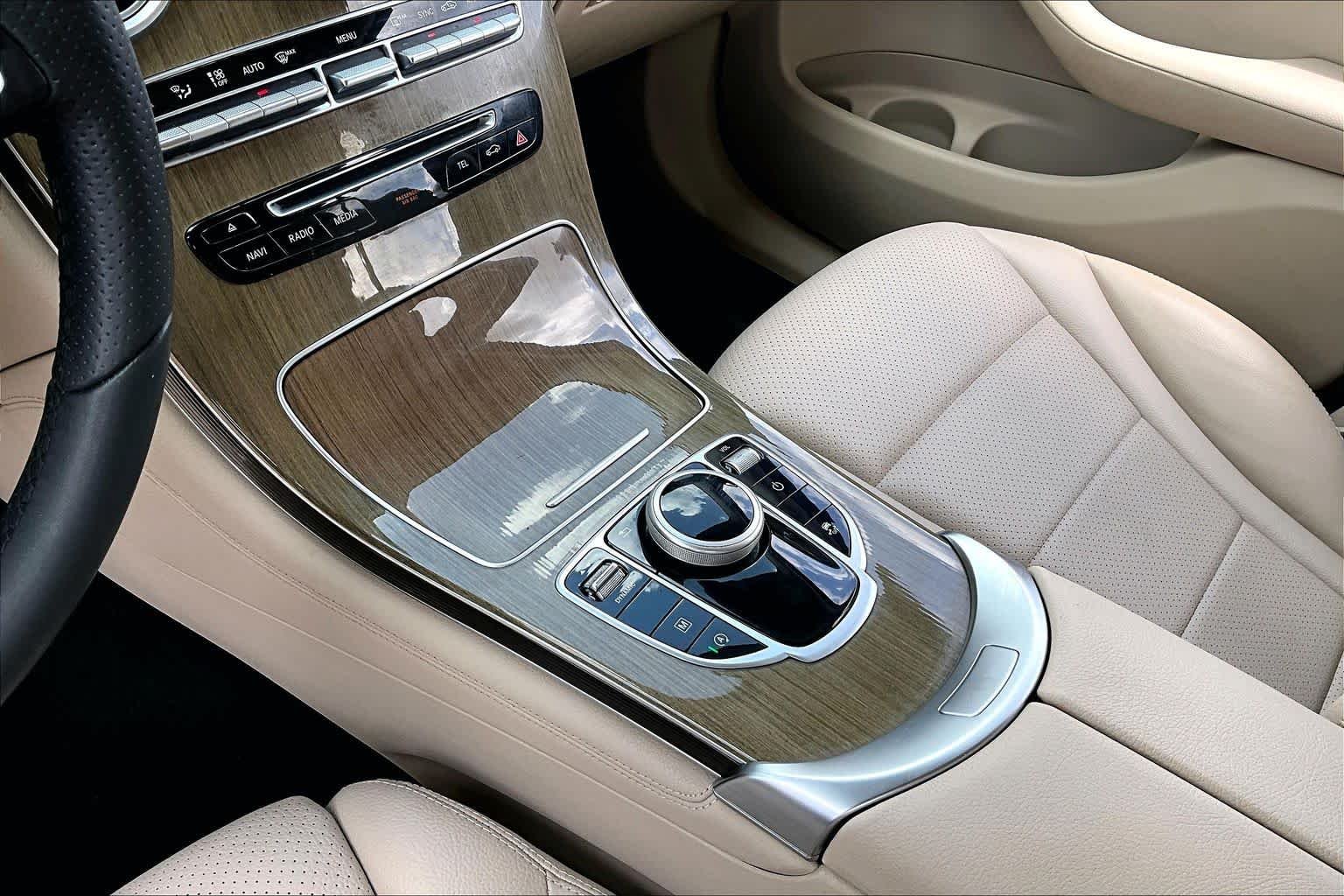 Used 2018 Polar White Mercedes-Benz GLC 300 image 16