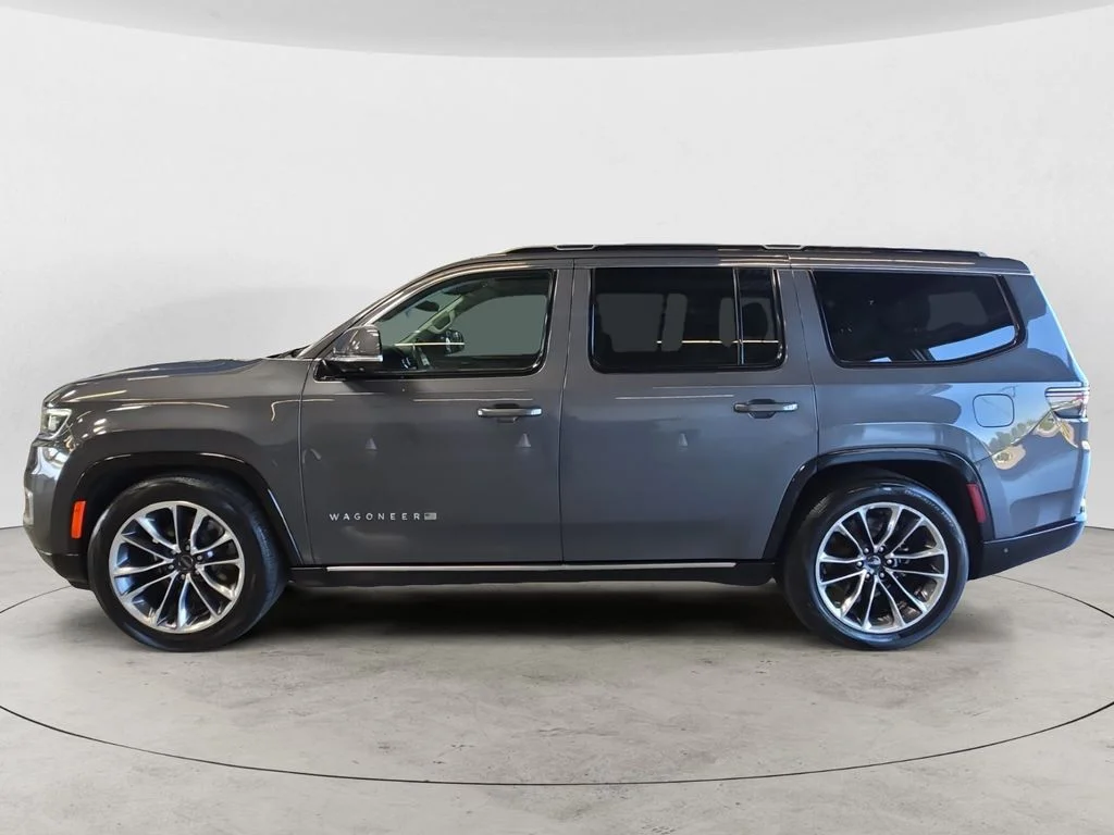 Used 2022 Gray Jeep Series III image 8
