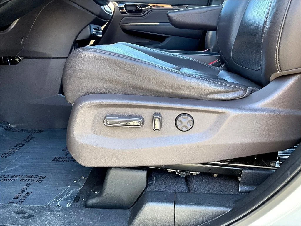 Used 2019  Honda Elite image 39