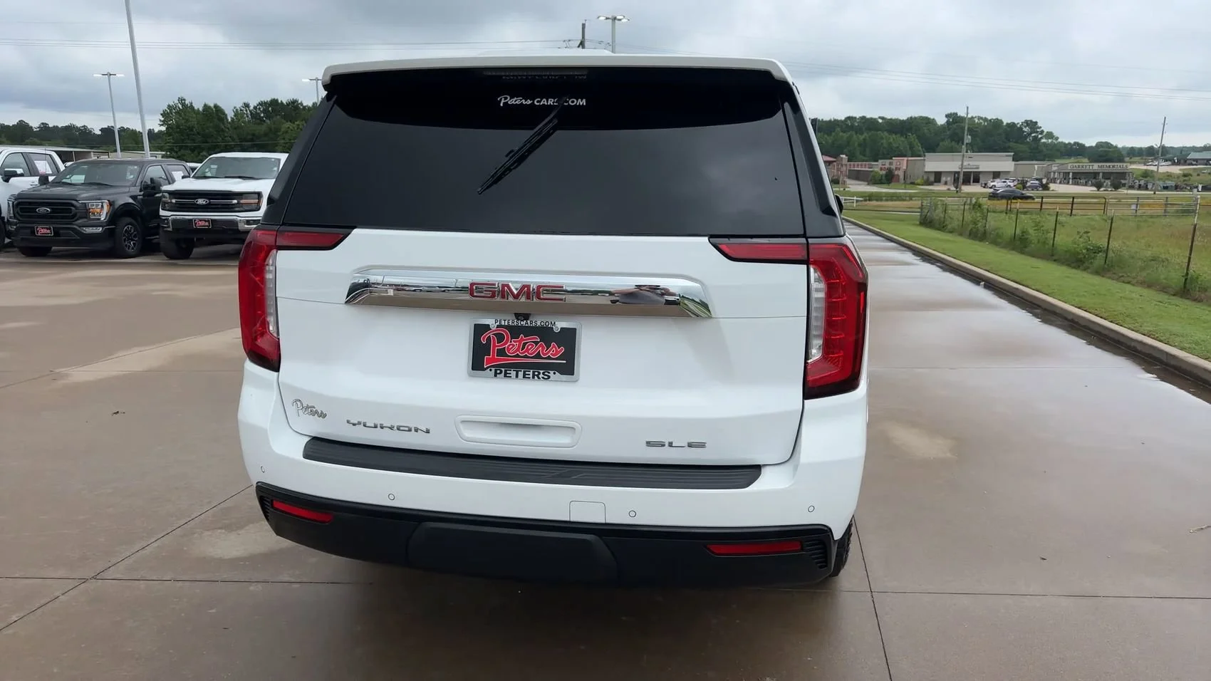 Used 2021 Summit White GMC SLE image 6