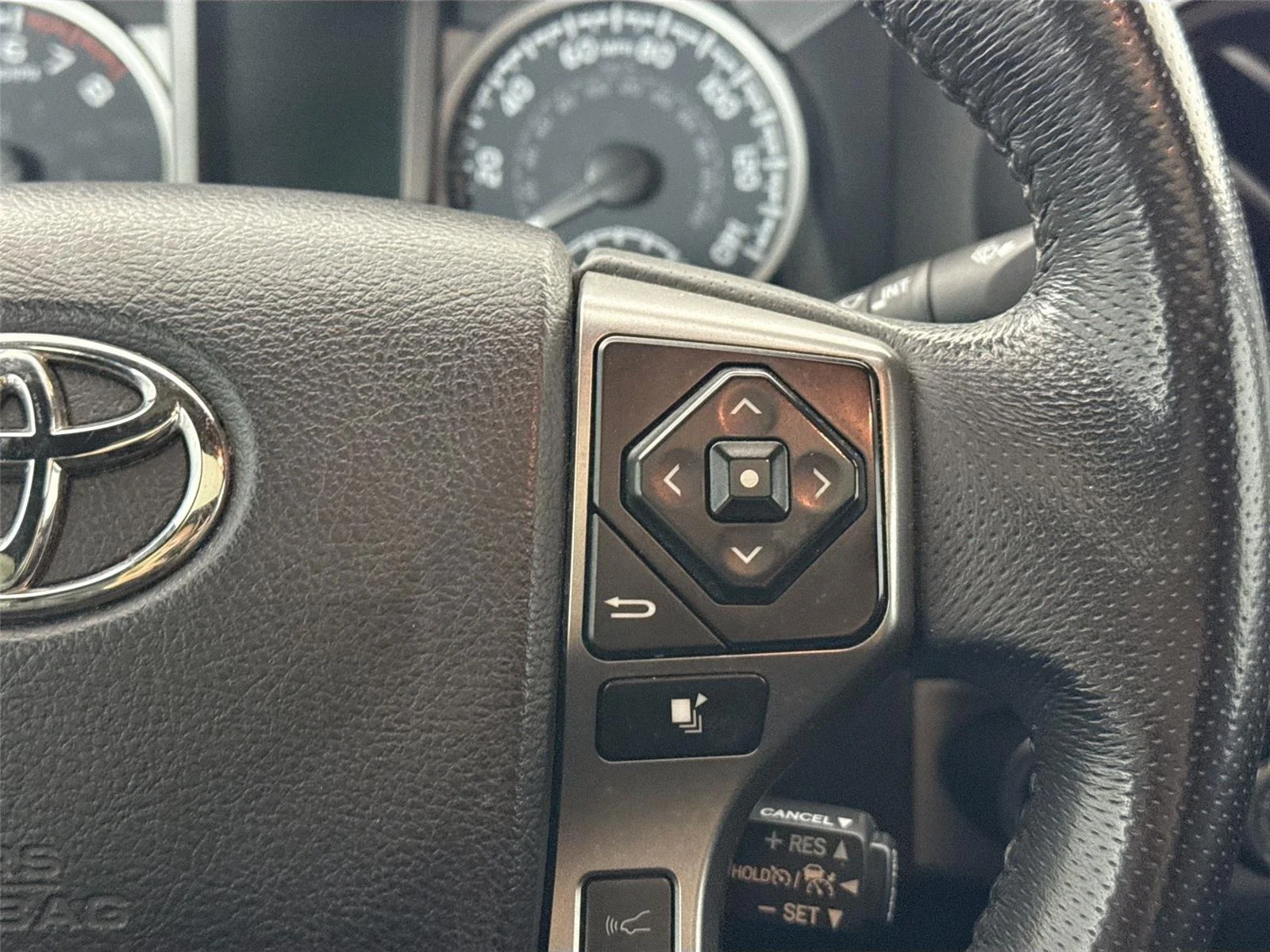 2021 Toyota Tacoma Limited - Photo 20