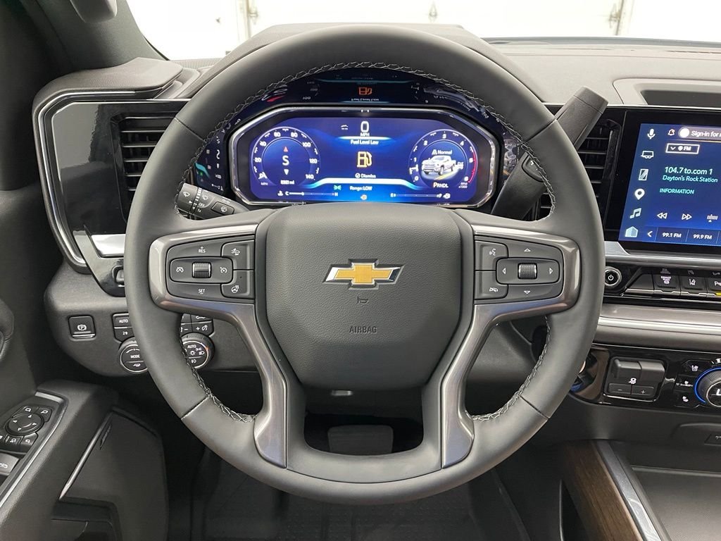 Used 2026 Summit White Chevrolet High Country image 23