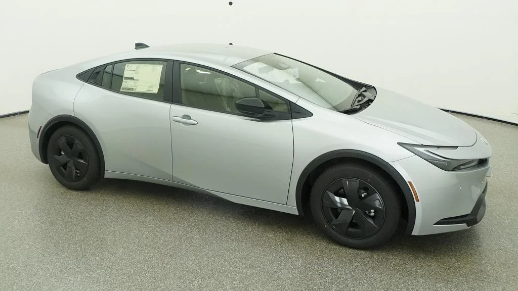 New 2027 Cutting Edge Toyota LE image 23