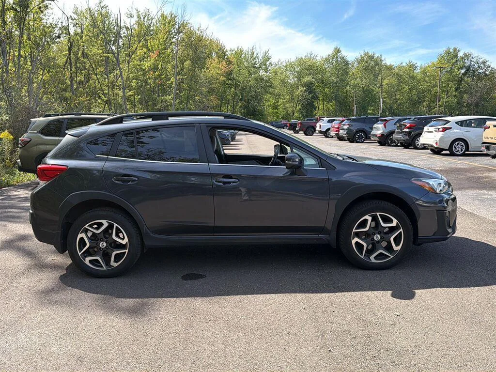 Used 2018 Dark Gray Metallic Subaru Limited image 7