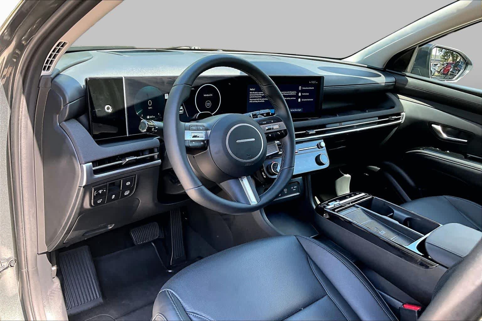 Used 2025 Amazon Gray Hyundai Limited image 18