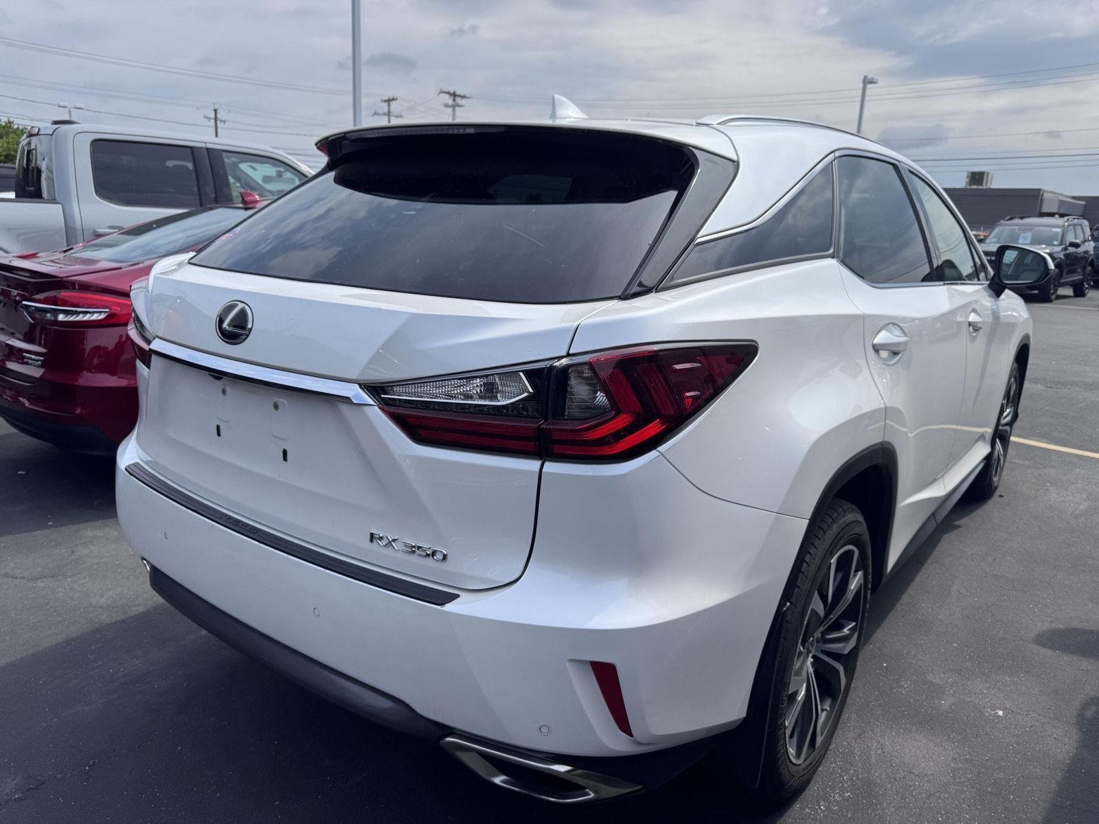 Used 2018 Eminent White Pearl Lexus RX 350 image 4