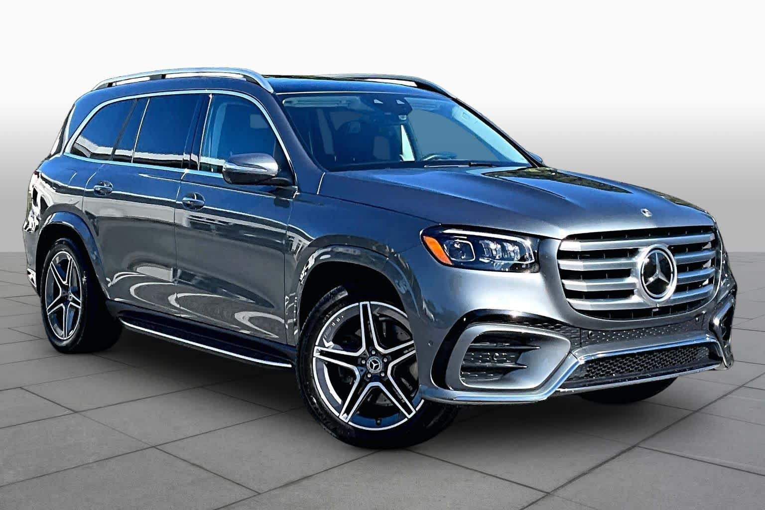 Used 2026 Selenite Grey Metallic Mercedes-Benz GLS 450 image 3