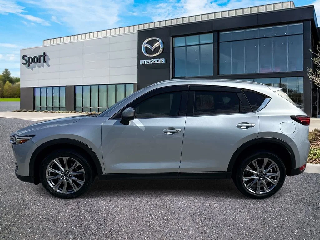 Used 2019 Silver Mazda Signature image 7