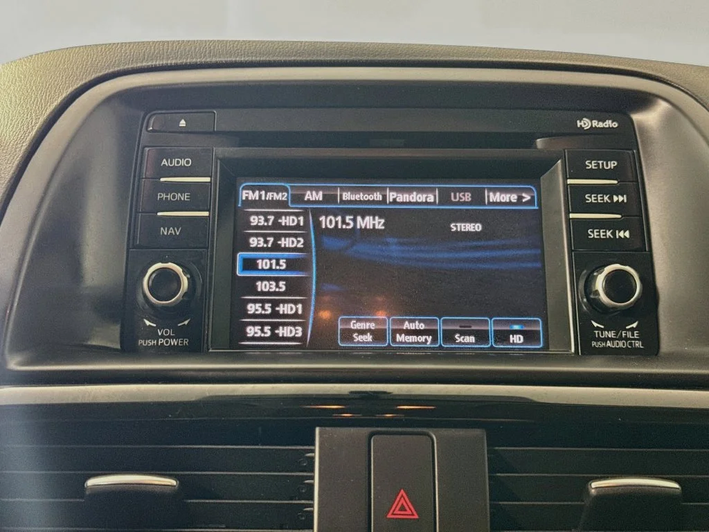 Used 2015 Blue Reflex Mica Mazda Sport image 15