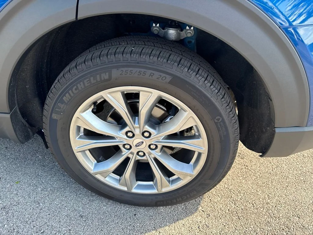 Used 2023 Blue Ford XLT image 51