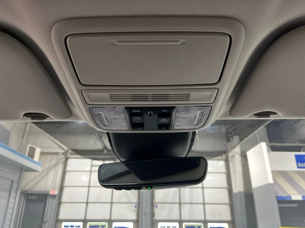 2025 Honda Odyssey Touring - Photo 27