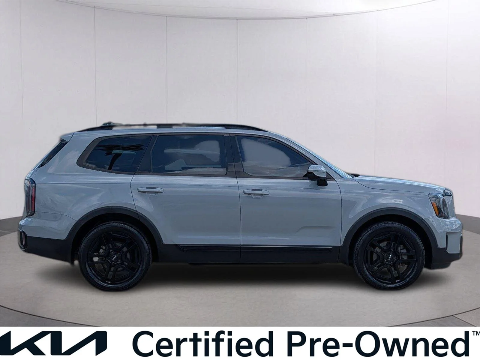 Used 2024 Wolf Gray Kia SX X-Line image 6