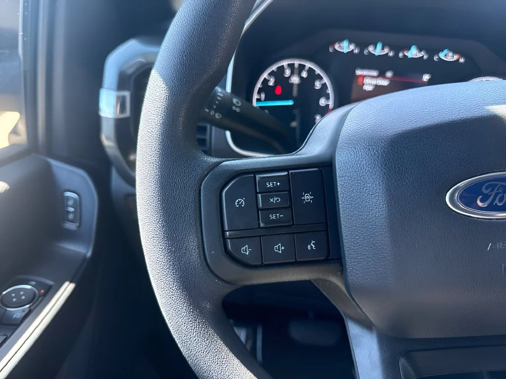 Used 2023  Ford XL image 14