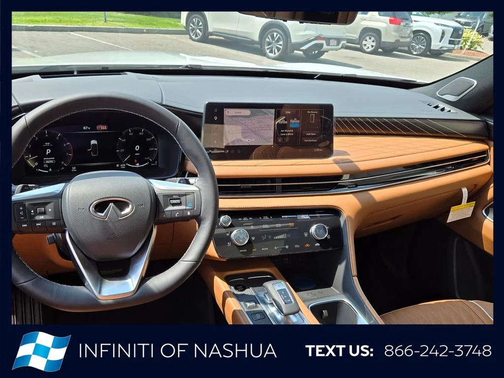 New 2027 2T RAD WHT INFINITI Autograph AWD image 9