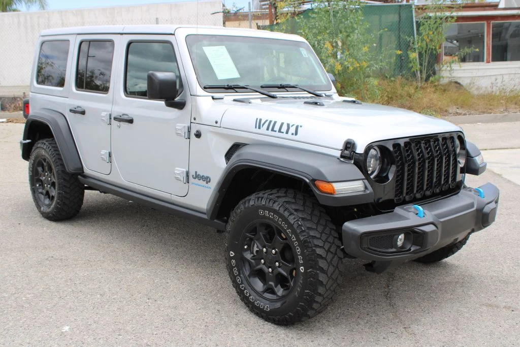 Used 2023 Silver Jeep Willys 4xe image 3