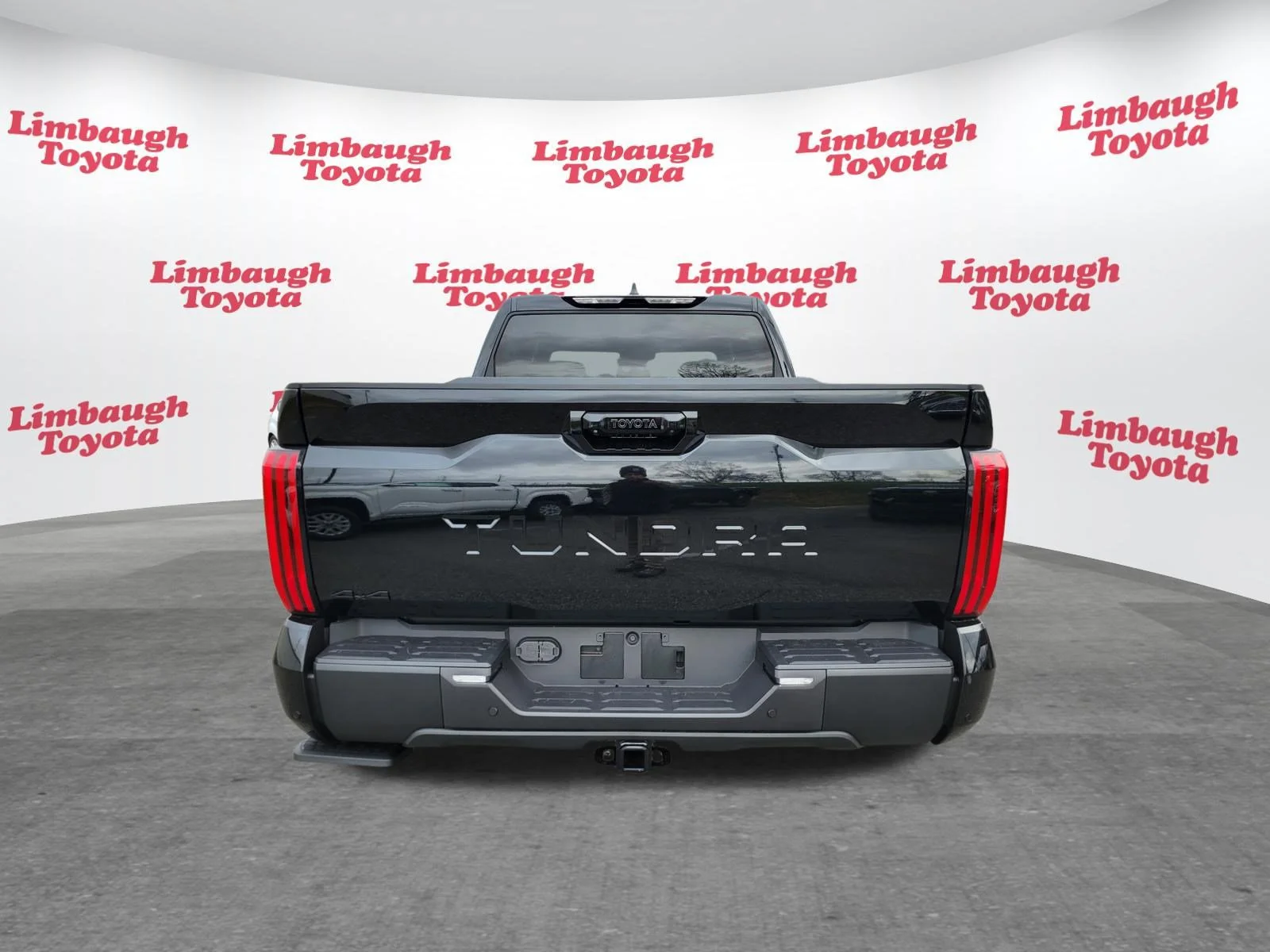 2026 Toyota Tundra Limited - Photo 14