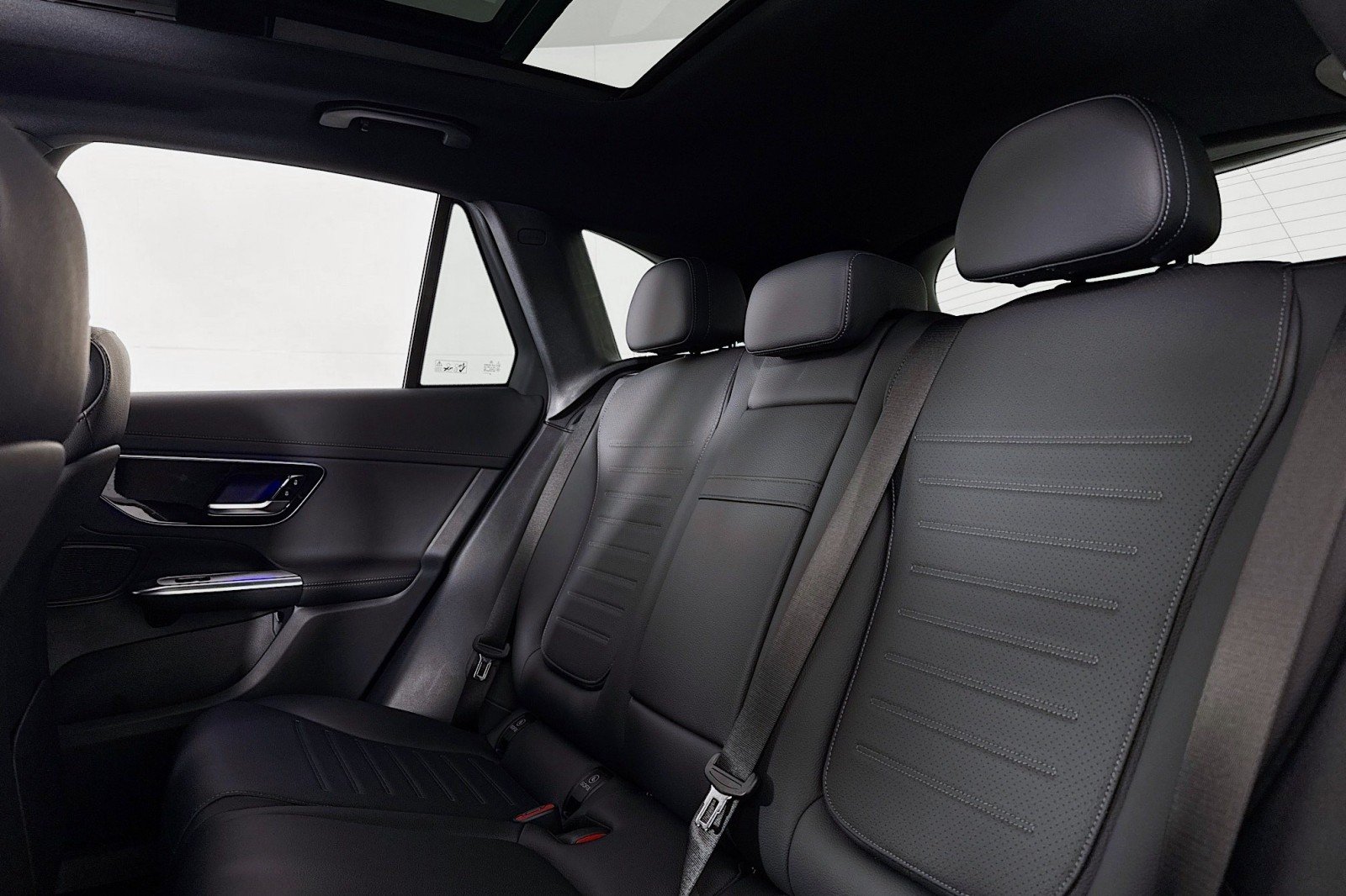 New 2026 Black Mercedes-Benz GLC 300 SUV image 15