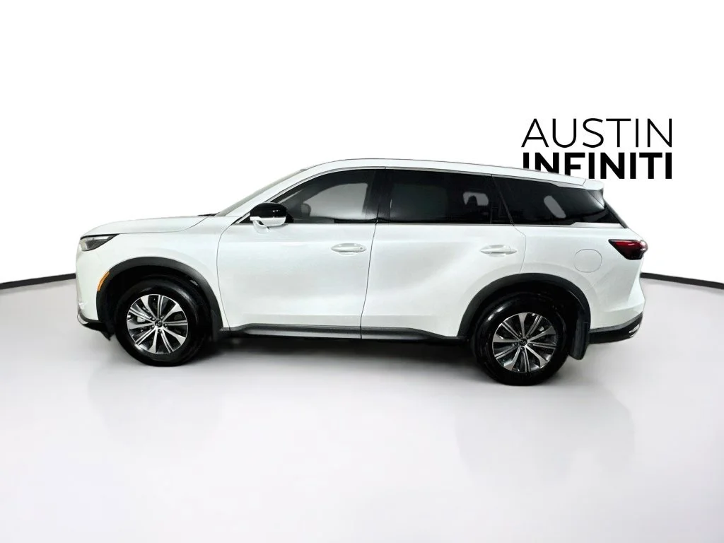 Certified Used 2027 White INFINITI PURE image 6