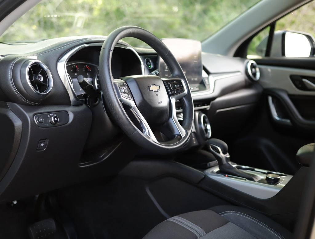 Used 2024 Sterling Gray Metallic Chevrolet 2LT image 9