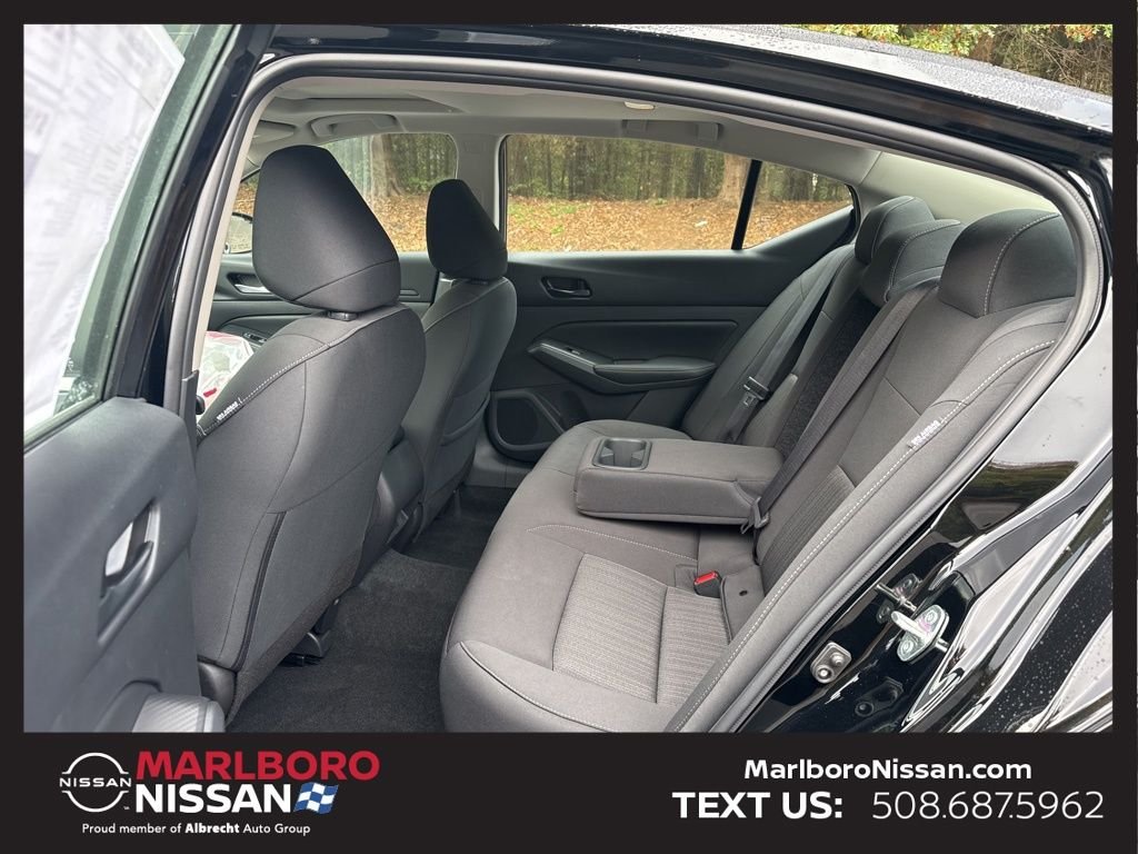 2025 Nissan Altima SV - Photo 15