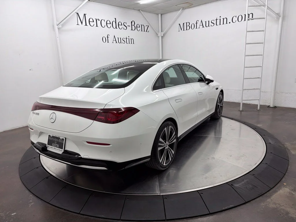 New 2027 White Mercedes-Benz CLA 220 image 7