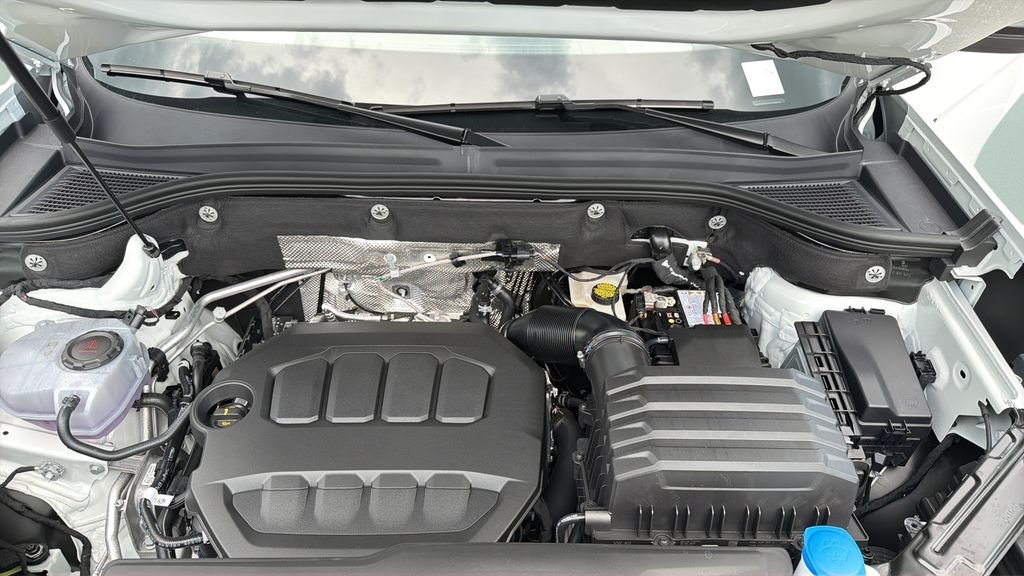 New 2026 White Volkswagen 2.0T SEL R-Line Black image 31