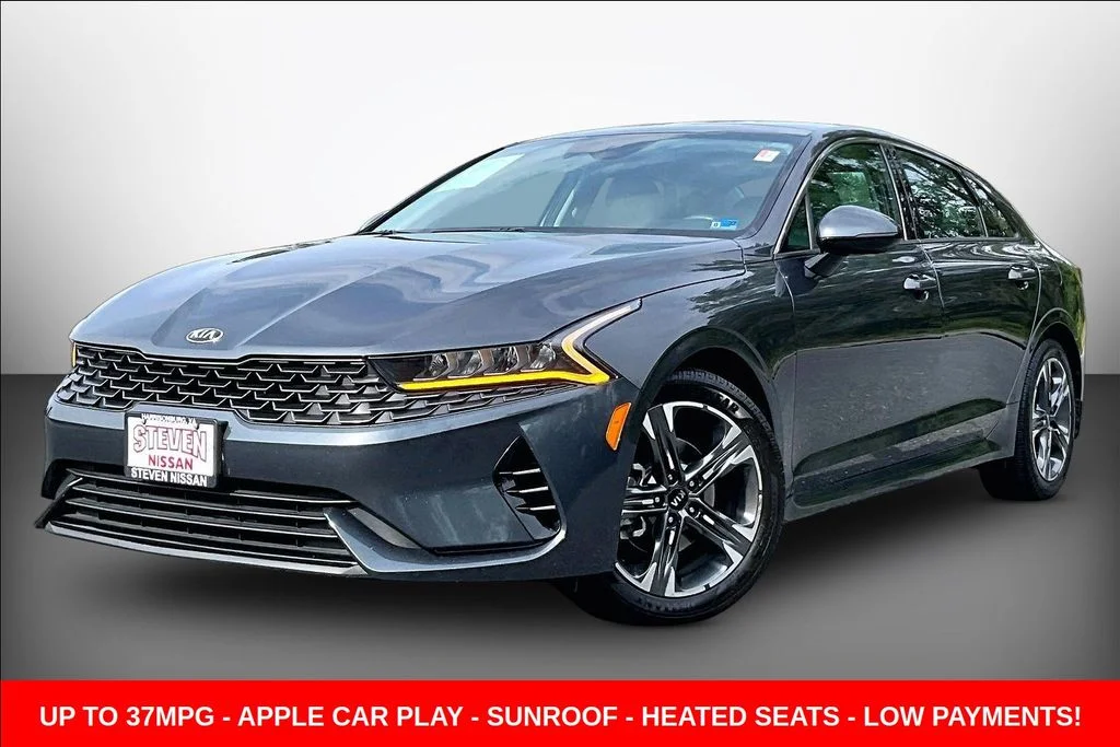 Used 2021 Gray Kia EX image 3