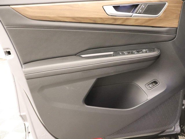 2026 Volkswagen Atlas SE w/Tech - Photo 16