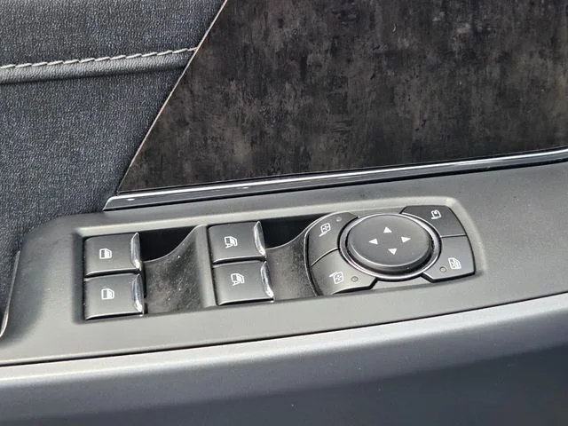 Used 2021 Silver Ford Lariat image 29