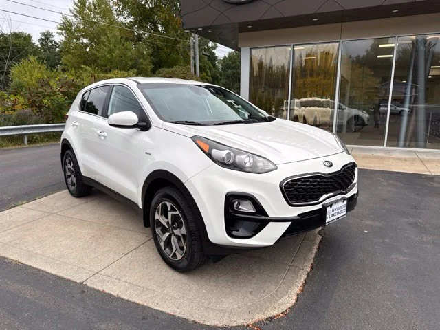 Certified Used 2020 White Kia LX image 3