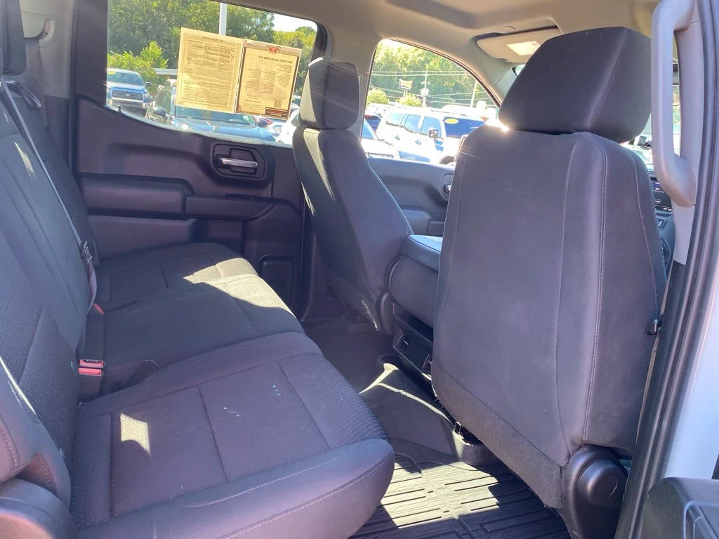Used 2022 White GMC Pro image 15
