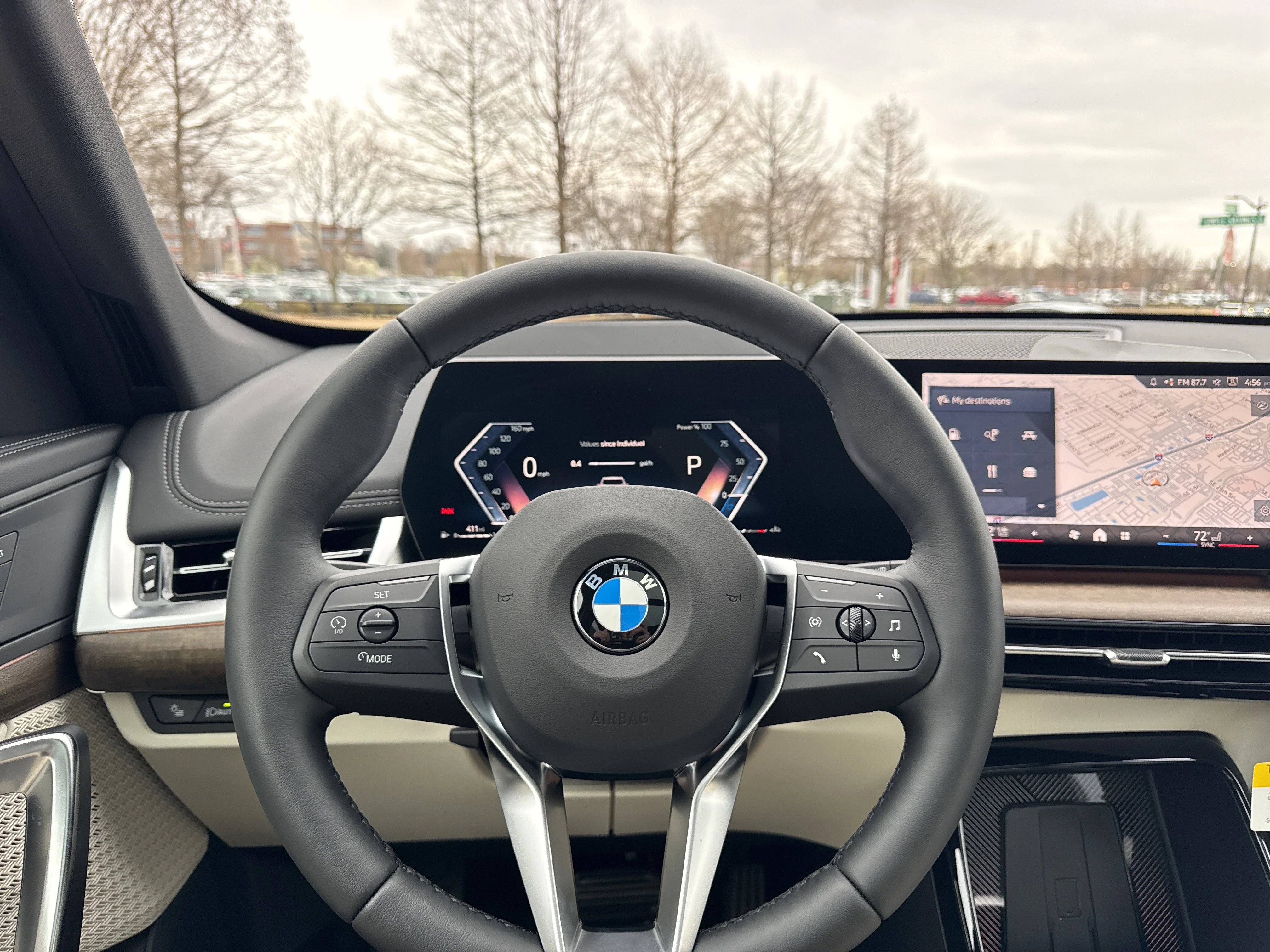 New 2026 SPACE SILVER BMW xDrive28i image 18