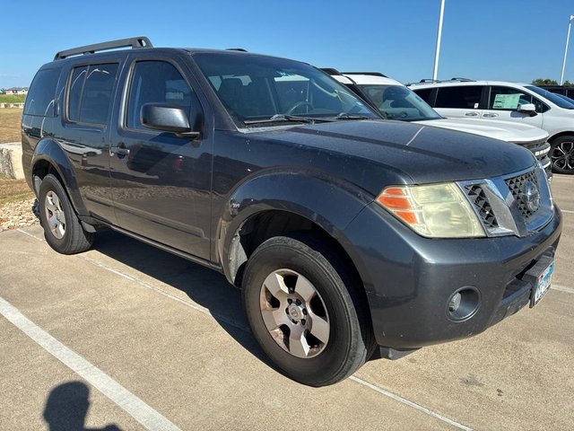 2010 Nissan Pathfinder SE