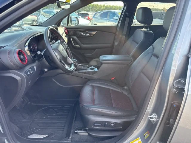 Used 2024 Sterling Gray Metallic Chevrolet RS image 10