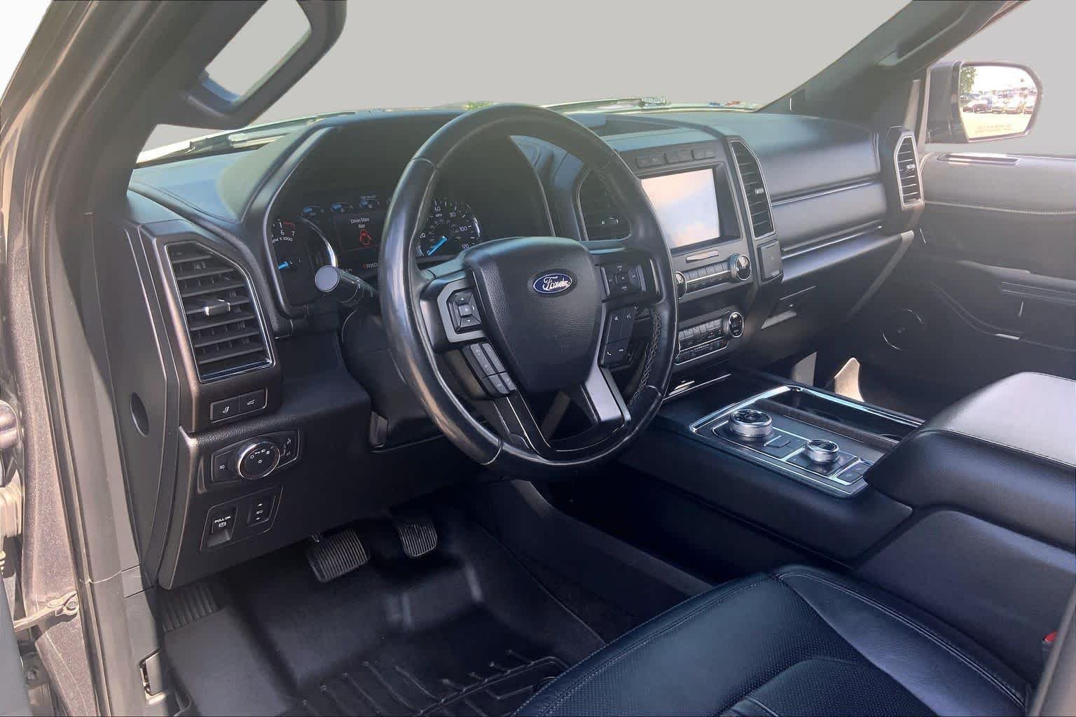 Used 2020 Magnetic Metallic Ford Limited image 18