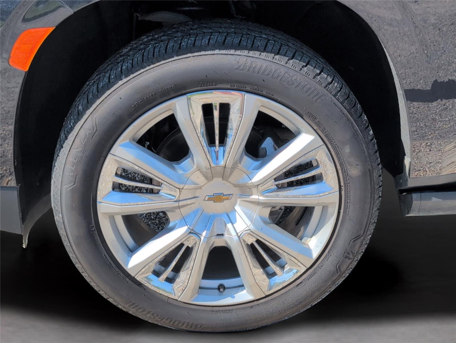 Used 2023 Dark Ash Metallic Chevrolet High Country image 36