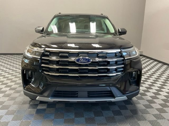 New 2026 Agate Black Metallic Ford Active image 4