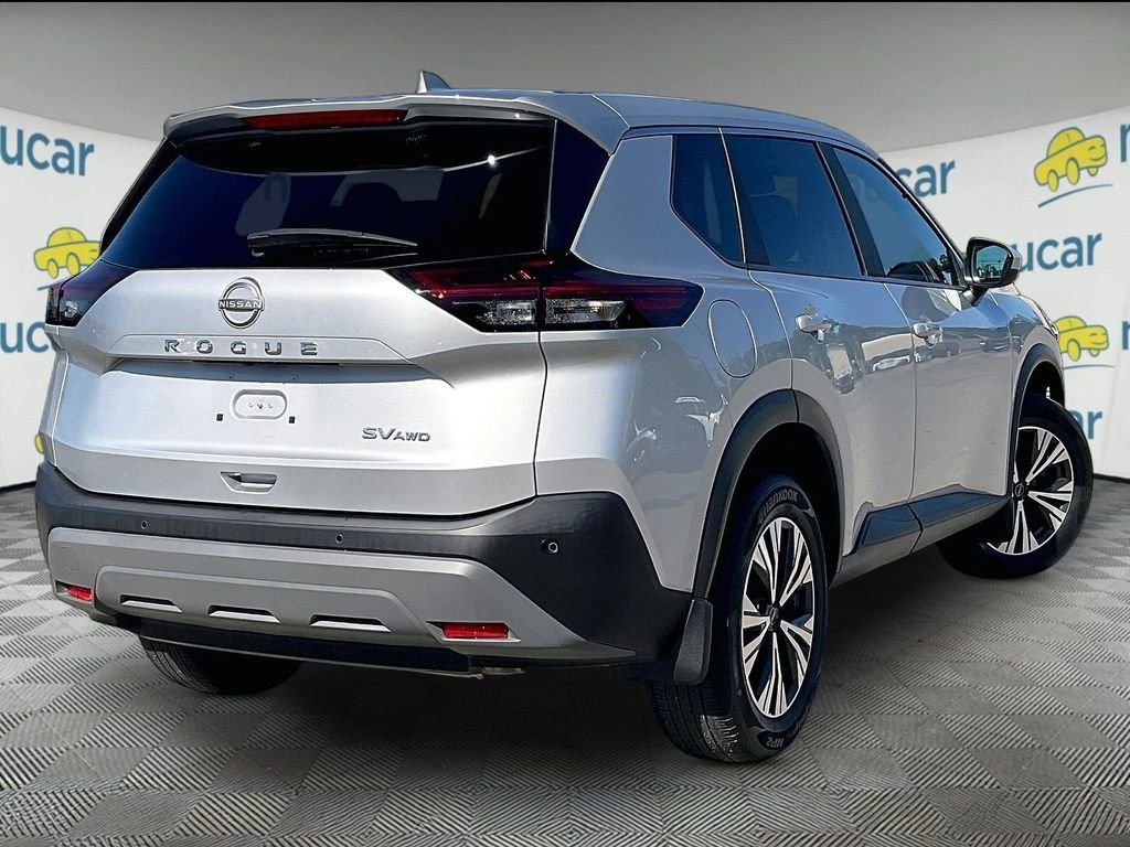 Used 2023 Silver Nissan SV image 6