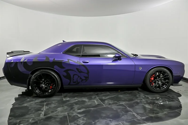 Used 2016 Plum Crazy Pearl Coat Dodge SRT Hellcat image 10