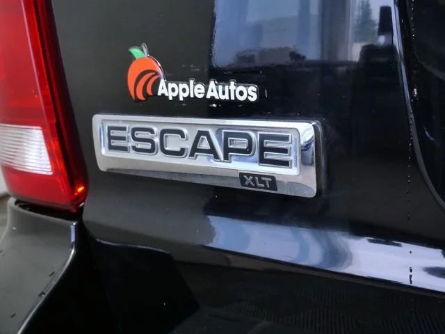Used 2009 Black Ford XLT image 9